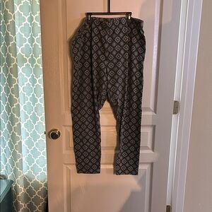 Black and White Patterned Pants